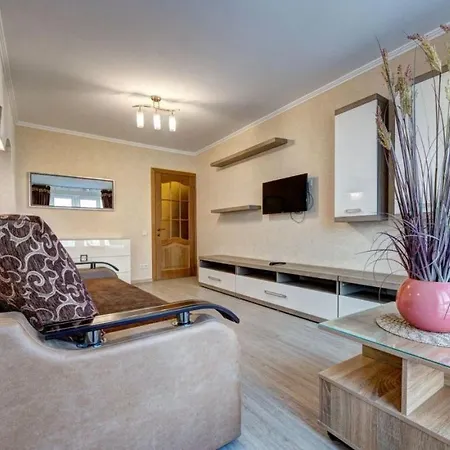 1к метро лук'янівка, юрія іллєнка 49 Apartmán *