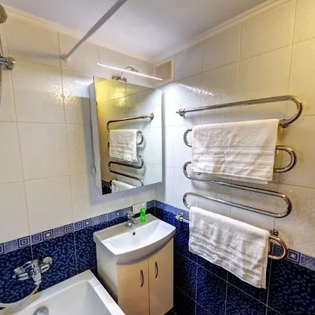Apartmán 1к метро лук'янівка, юрія іллєнка 49 *